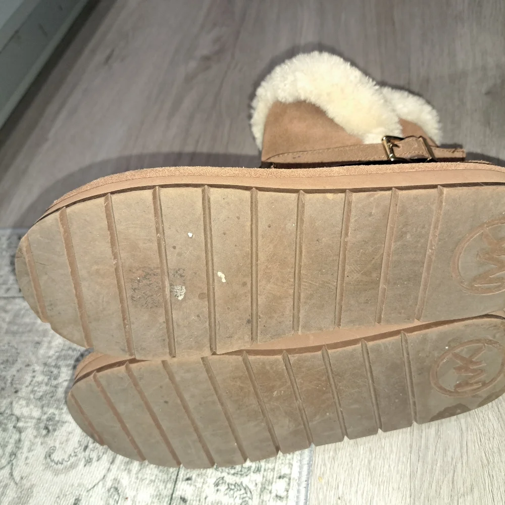Michael Kors Tan Fur-Lined Winter Boots - Picture 4 of 5